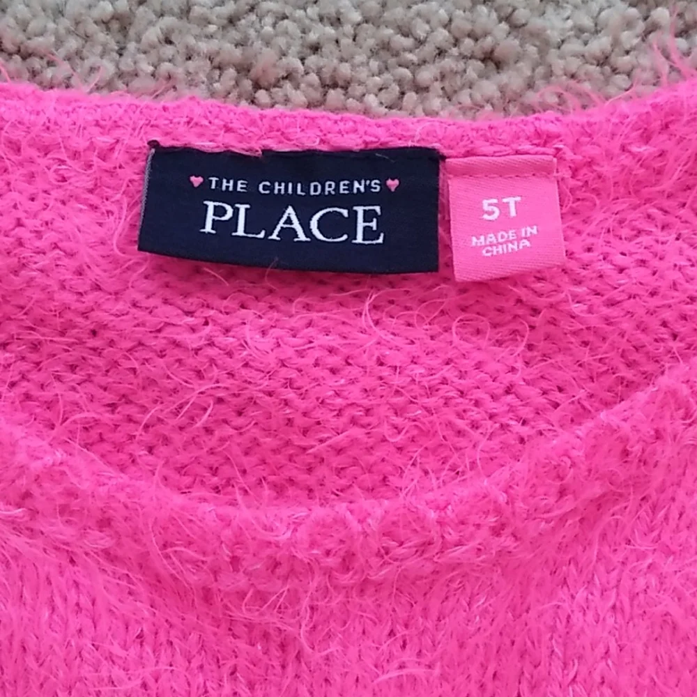 Children's place pink‎ sweater with white heart